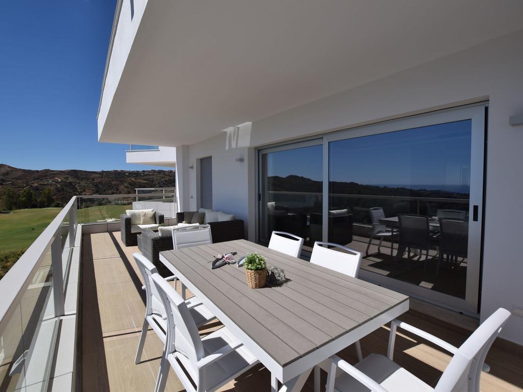 Belvilla By Oyo Miraval Sitio de Calahonda Exterior foto